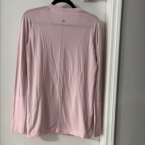 Lululemon Athletica Light Pink Long Sleeve Top - Picture 5 of 12
